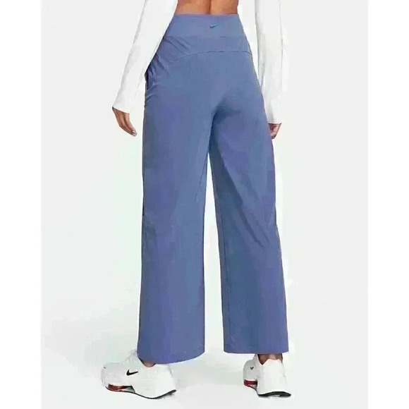 NEW! Nike Women's XL Wide-Leg Training Pants NWT $105 - Picture 2 of 5